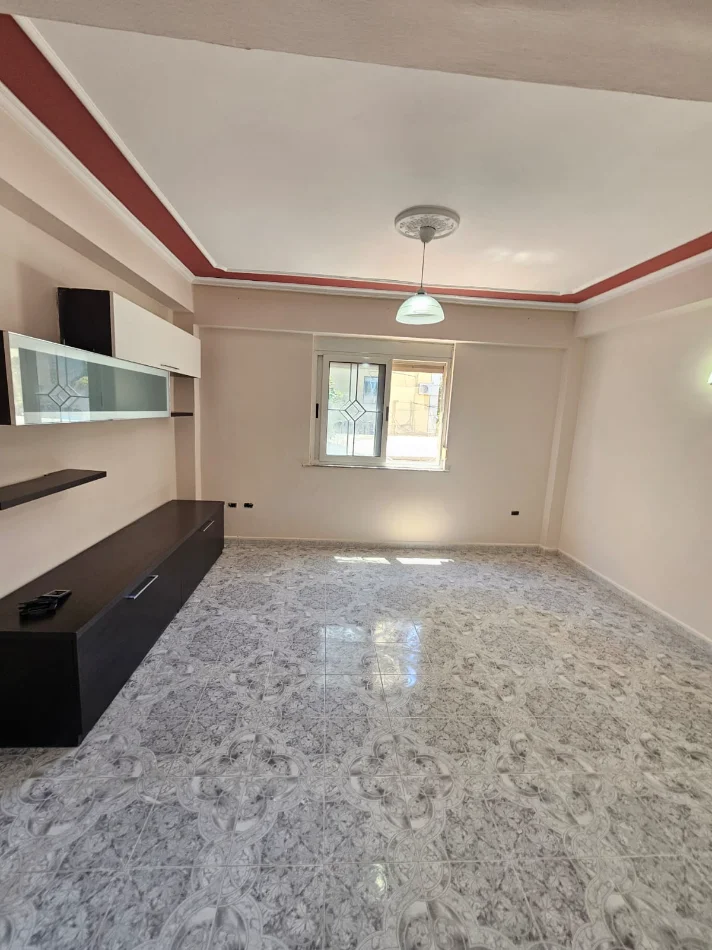 Durres, shitet apartament 2+1+Aneks+Ballkon Kati 2, 76 m² 155.000 € 