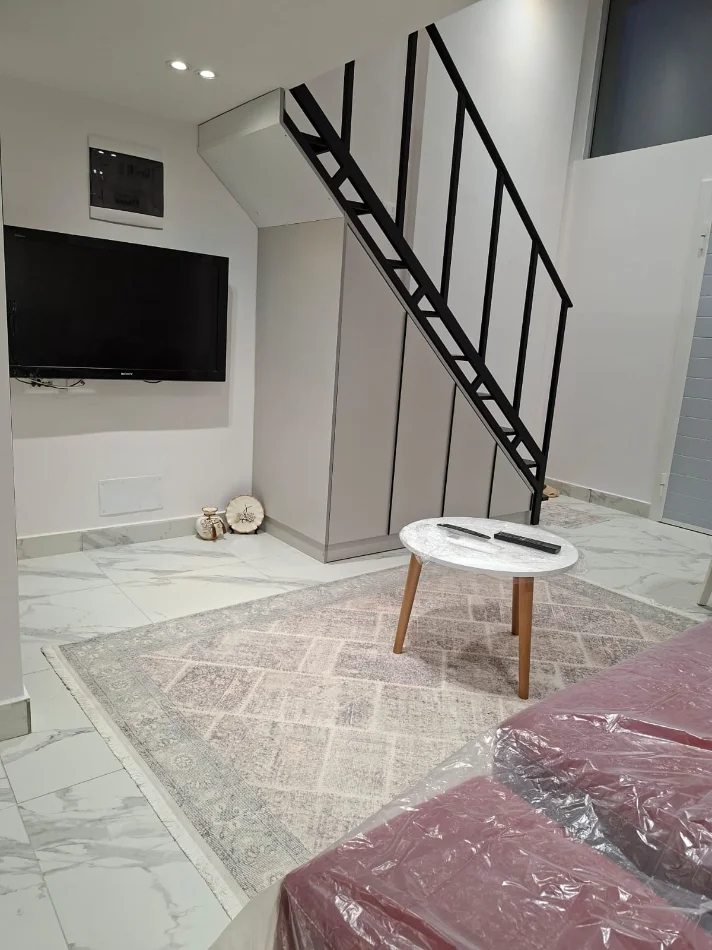 Tirane, jepet me qera apartament 1+1 Kati 0, 35 m² 400 € (Astir)