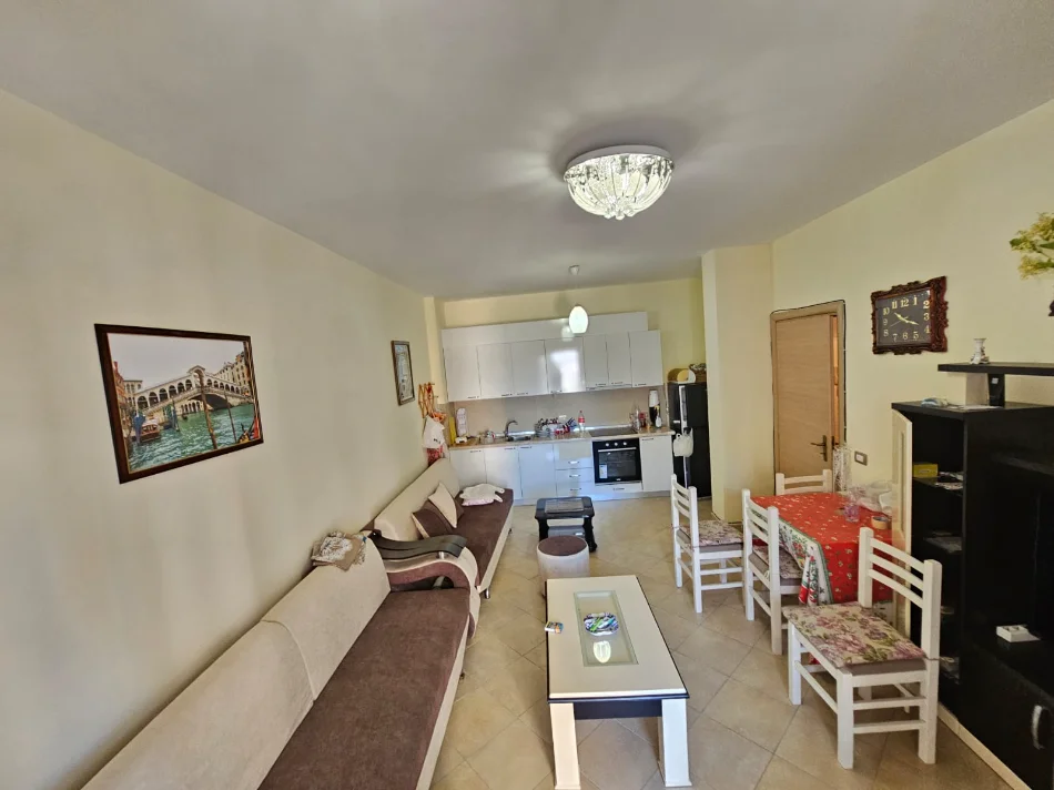 Durres, shitet apartament 1+1+Aneks+Ballkon Kati 4, 75 m² 130.000 € 