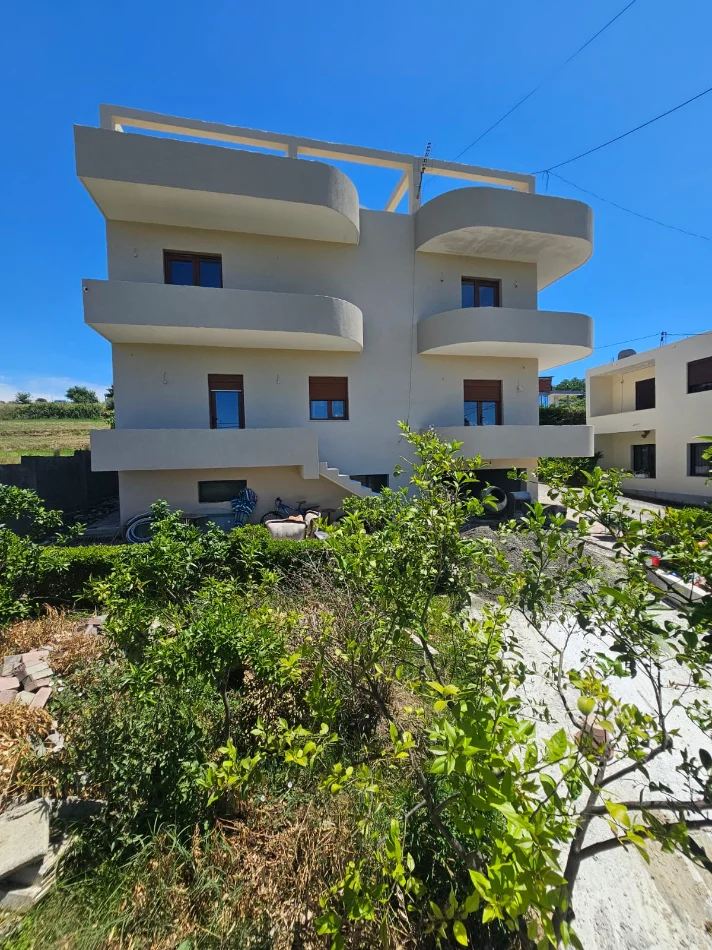Durres, shitet Vile Vile 3 Katshe Kati 4, 580 m² 490.000 € 