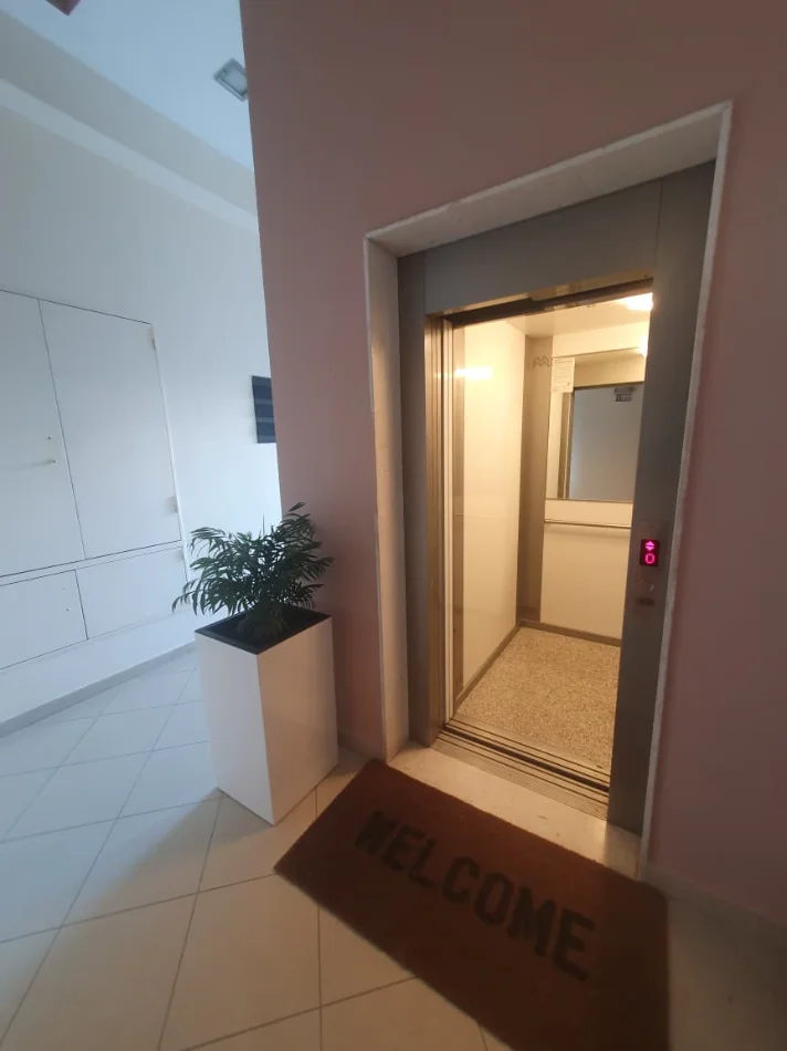 Durres, shitet apartament 1+1+Aneks+Ballkon Kati 3, 92 m² 95.000 € 