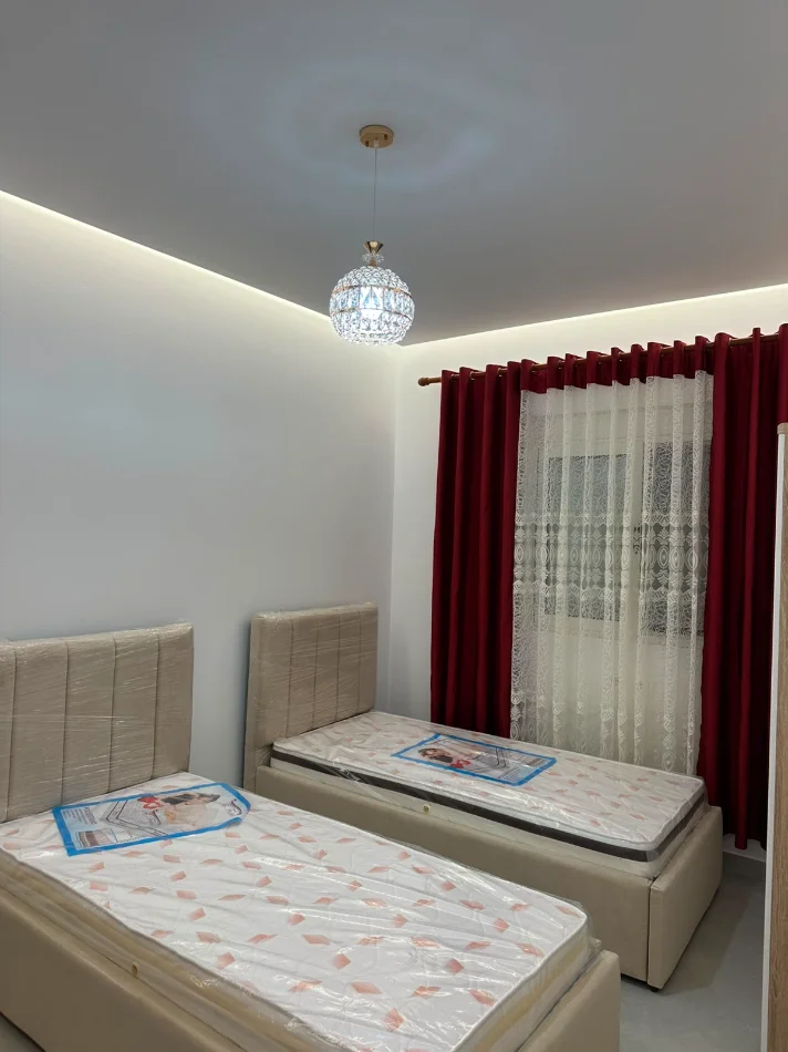 Durres, jepet me qera apartament 1+1+Aneks+Ballkon Kati 1, 60 m² 285 € 