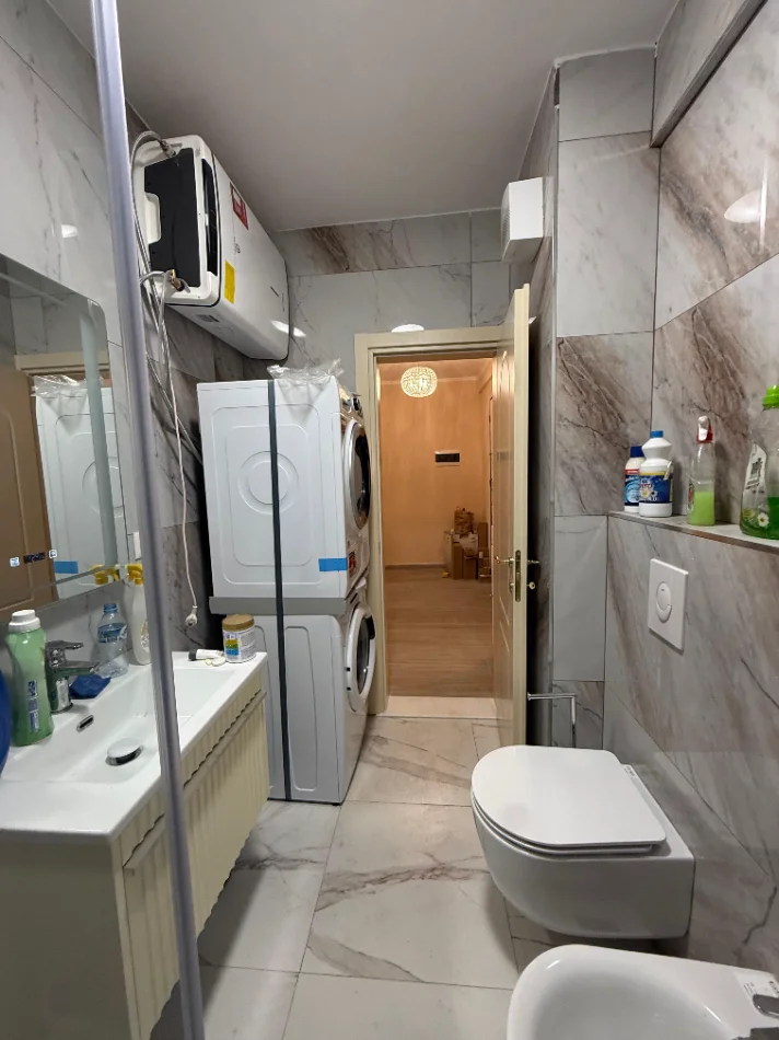 Tirane, shitet apartament 1+1 Kati 7, 87 m² 253.000 € (BULEVARDI ZOGU I)
