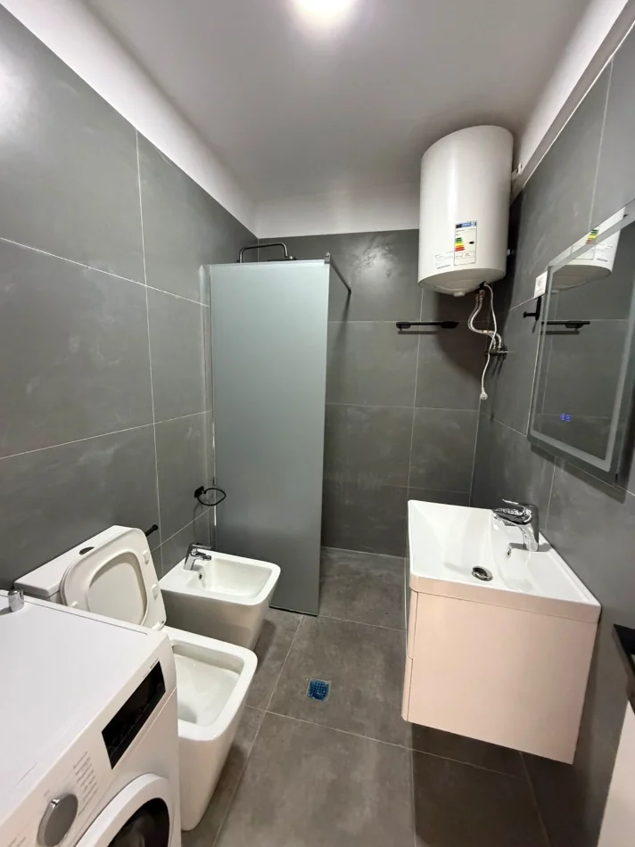 Durres, shitet apartament 1+1 Kati 4, 65 m² 85.000 € 