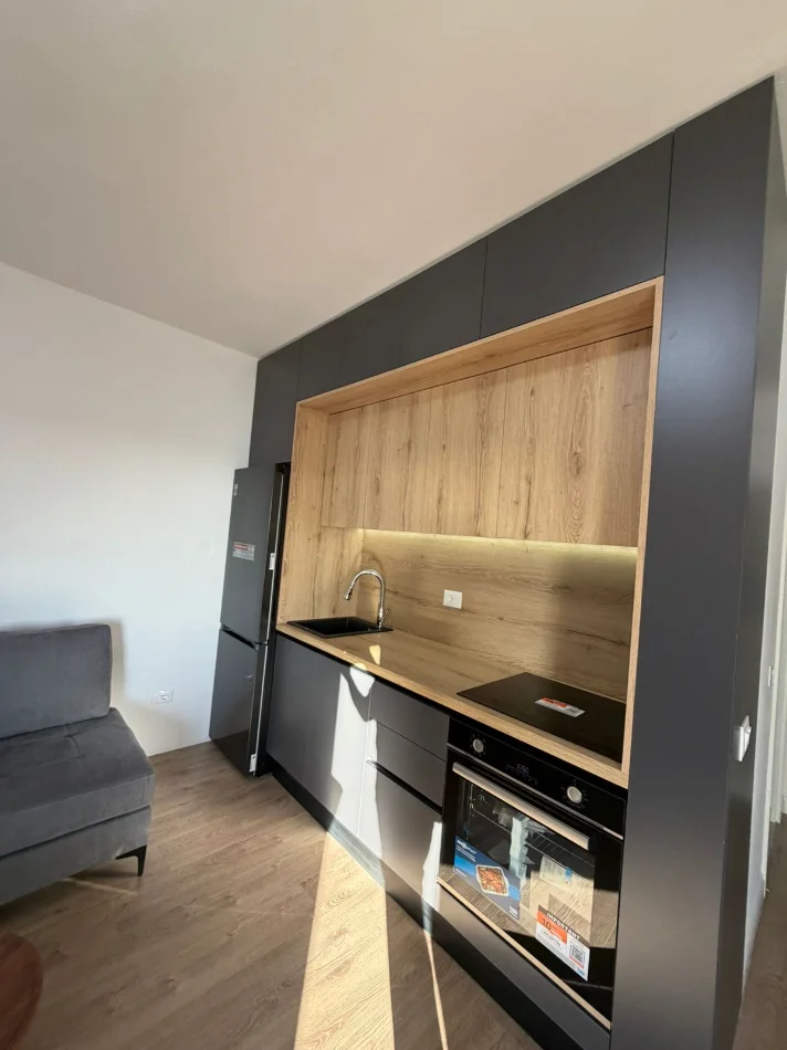 Durres, shitet apartament 1+1 Kati 4, 65 m² 85.000 € 