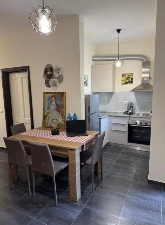 Durres, shitet apartament 1+1+Ballkon , 62 m² 115.000 € (Gjiri i Lalzit)