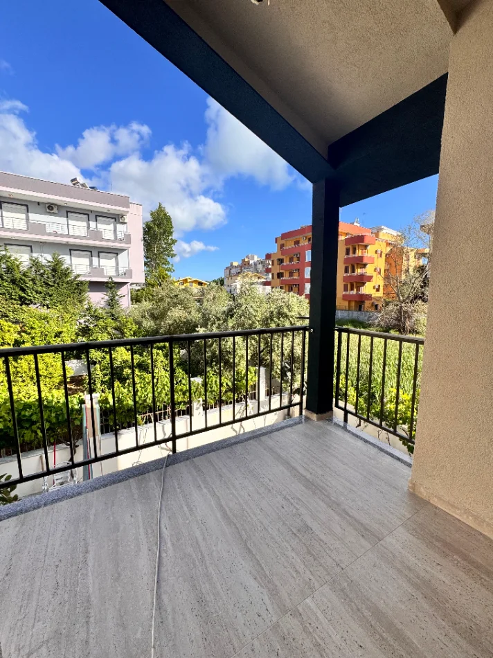 🏡 Shitet Vilë 2-Katëshe | Iliria – Plazh Durrës | Ideale për Banimi & Investim , 261 m² 270.000 Euro
