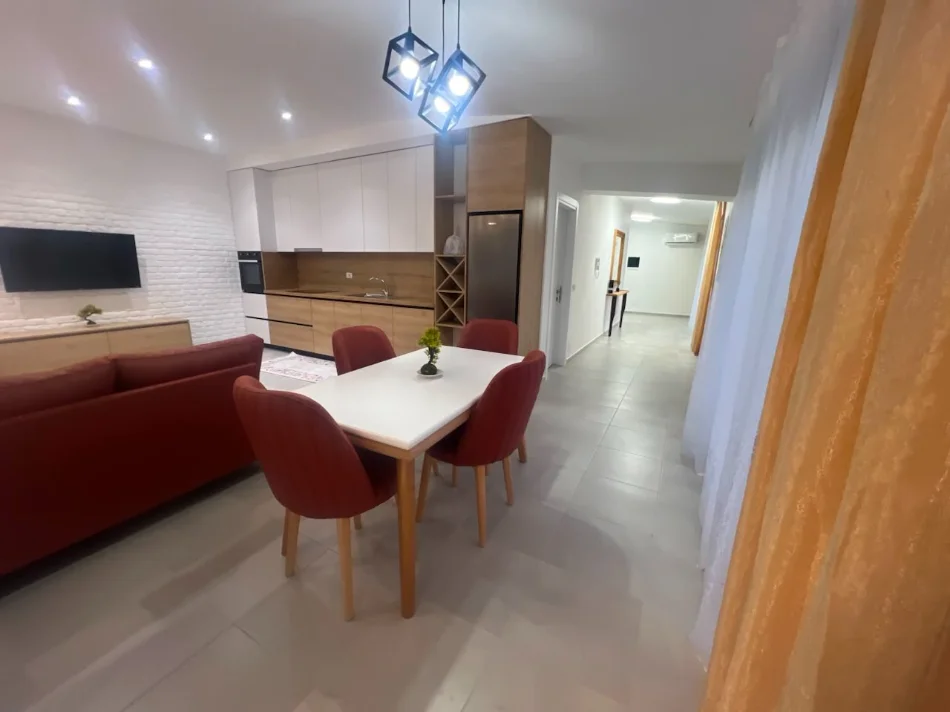 Tirane, jepet me qera apartament Kati 5, 90 m² 700 € (Rezidenca Kodra e Diellit 2)