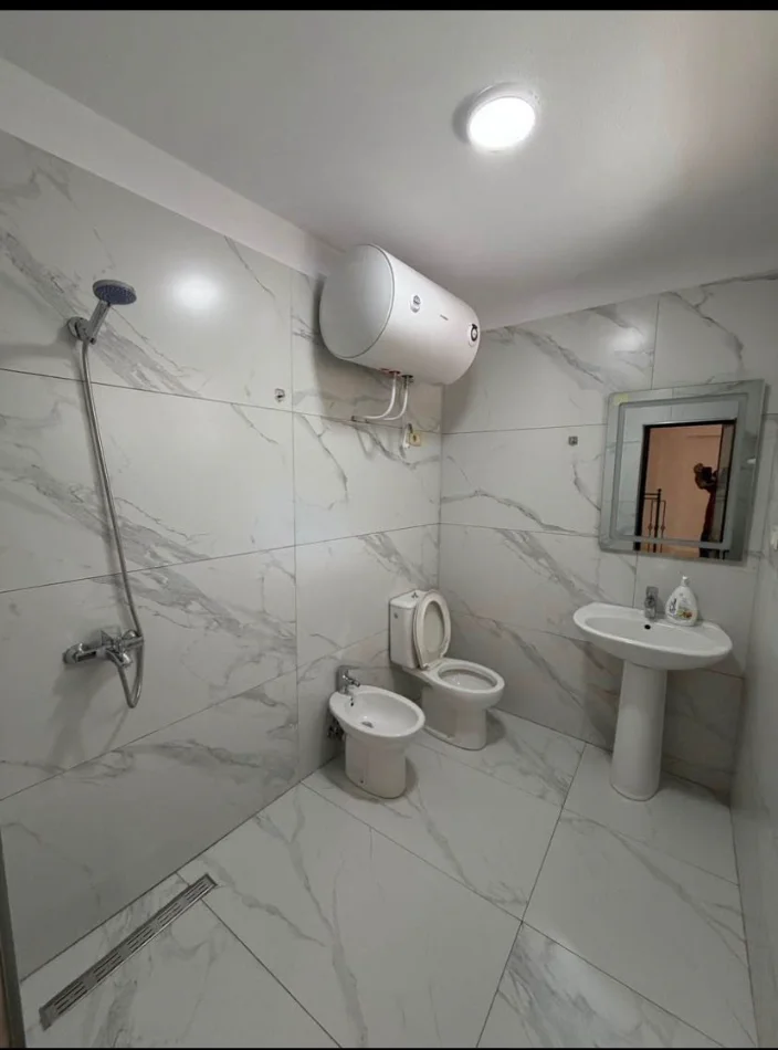 Jepet me Qira Apartament 1+1 ne Medrese, 420 MIJE LEKE
