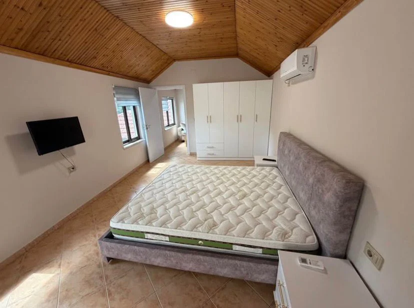 Jepet me Qira Apartament 1+1 ne Medrese, 420 MIJE LEKE
