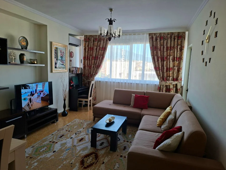 Tirane, shitet apartament 1+1 Kati 7, 65 m² 125.000 € 