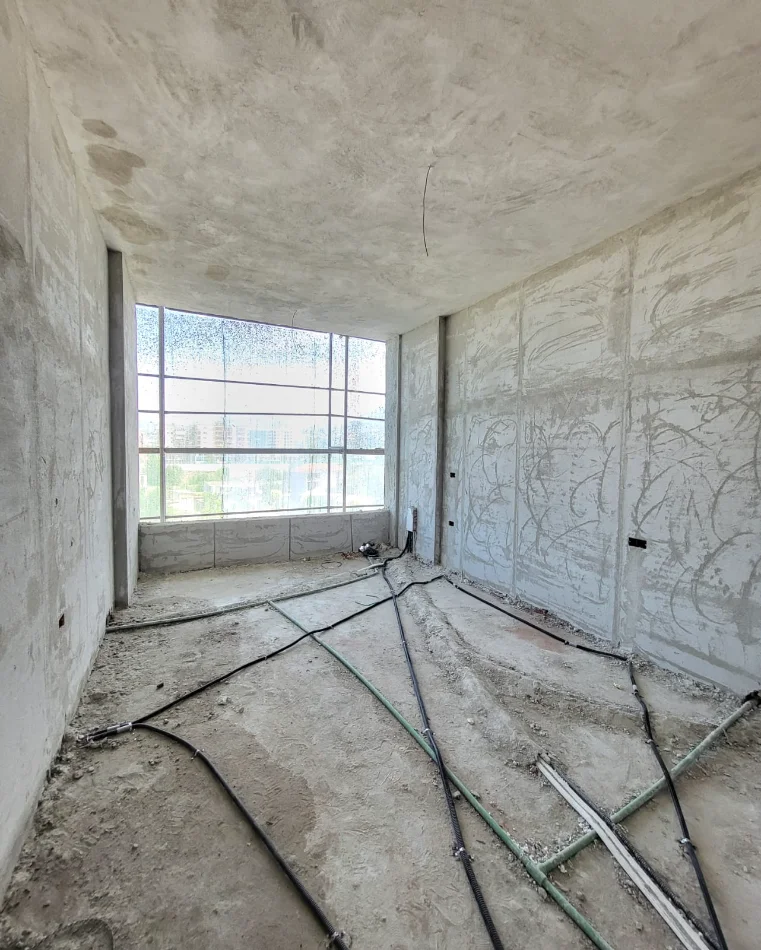 Tirane, shitet apartament 2+1+Ballkon Kati 2, 116 m² 180.000 € (Bulevardi i Ri)