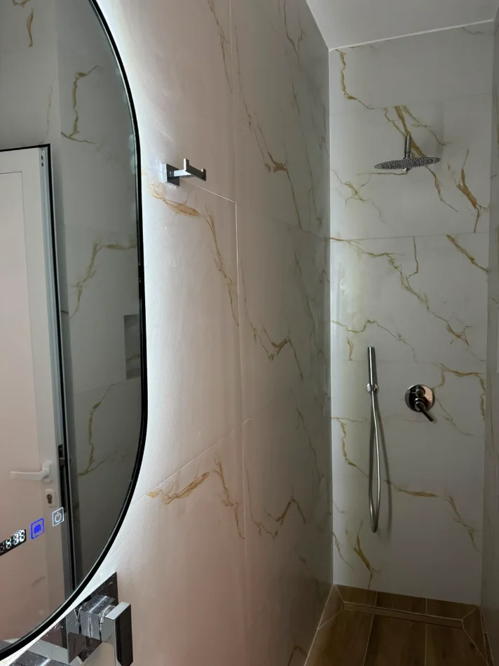 Tirane, jap me qera apartament 1+1 Kati 3, 67 m² 451 € 