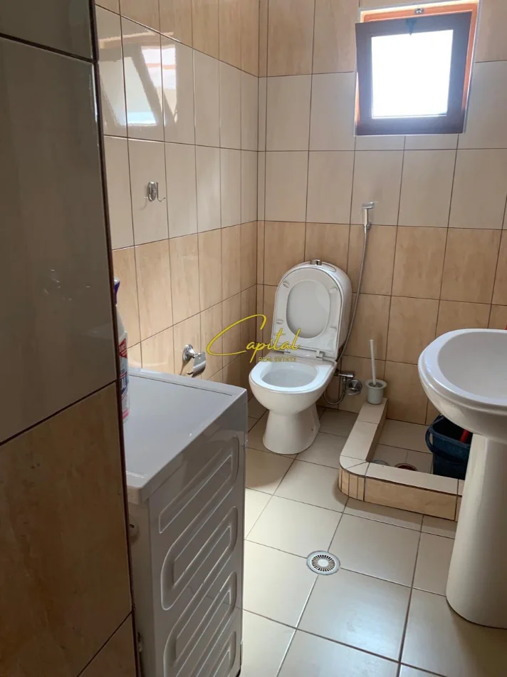 Tirane, jepet me qera shtepi 1+1 Kati 2, 40 m² 350 € (RRUGA JORDAN MISJA)