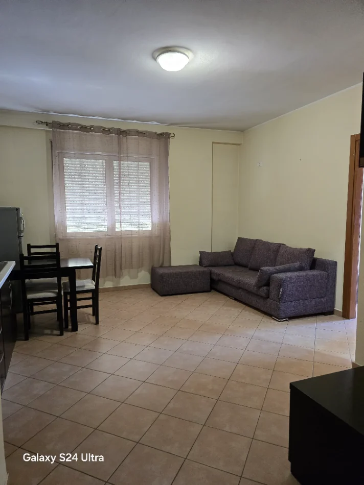 Tirane, shitet apartament 2+1+Ballkon Kati 7, 72 m² 160.000 € (Komleksi Alba)