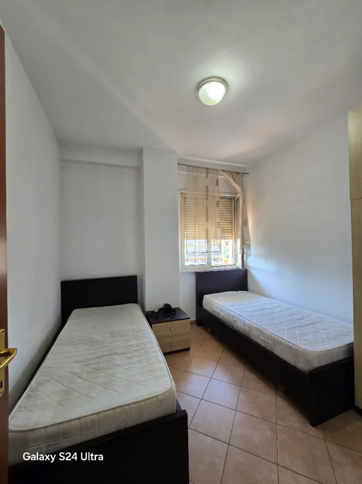 Tirane, shitet apartament 2+1+Ballkon Kati 7, 72 m² 160.000 € (Komleksi Alba)