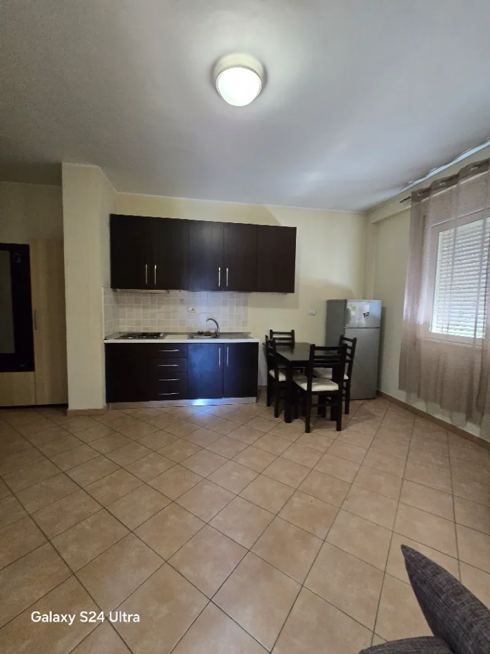 Tirane, shitet apartament 2+1+Ballkon Kati 7, 72 m² 160.000 € (Komleksi Alba)