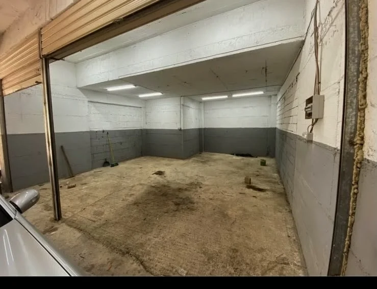 Tirane, jepet me qera ambjent biznesi Kati -1, 38 m² , 20.000 LEKE (RRUGA JORDAN MISJA, PRANE GENER 2)