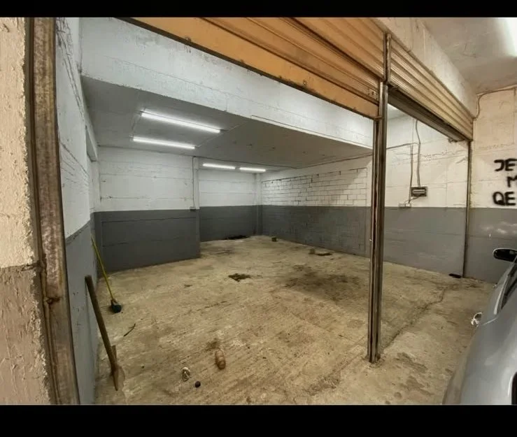 Tirane, jepet me qera ambjent biznesi Kati -1, 38 m² , 20.000 LEKE (RRUGA JORDAN MISJA, PRANE GENER 2)