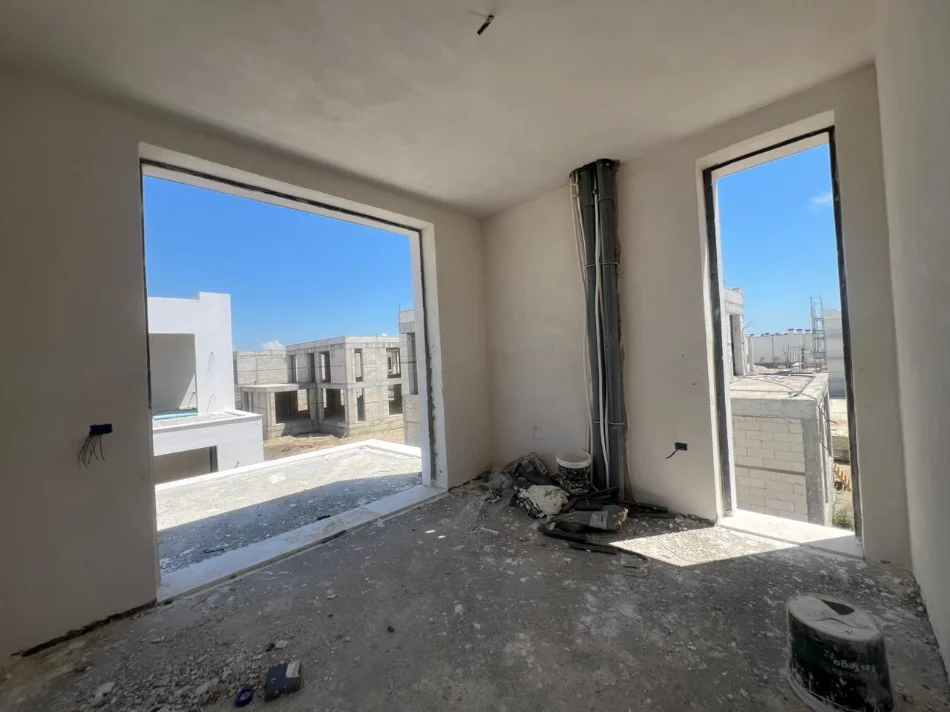 Durres , shitet  Vile 2 Katshe , 288 m² 700.000 € (Gjiri i Lalzit)
