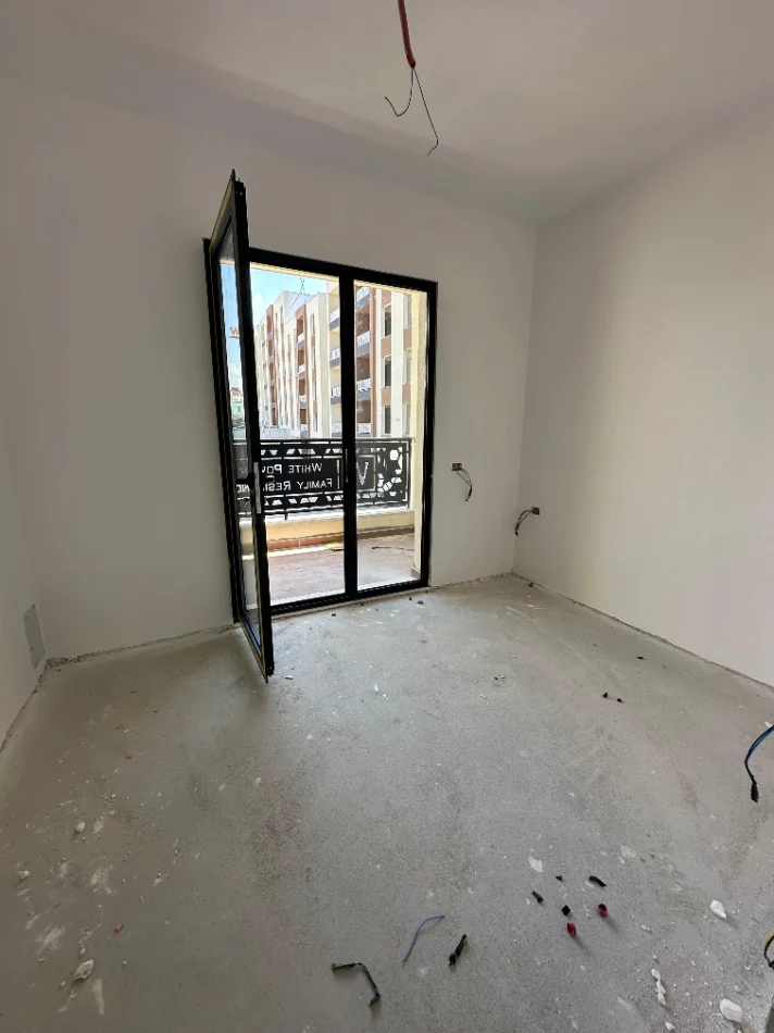 Tirane, shitet apartament 1+1+Ballkon Kati 4, 68 m² 71.746 € (Paskuqan tek rruga e "Shkolles 9 Vjecare Lidhja e Prizrenit")