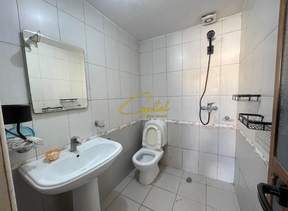 Tirane, jepet me qera apartament 1+1 Kati 6, 40 m² 500 € (21 DHJETORI)
