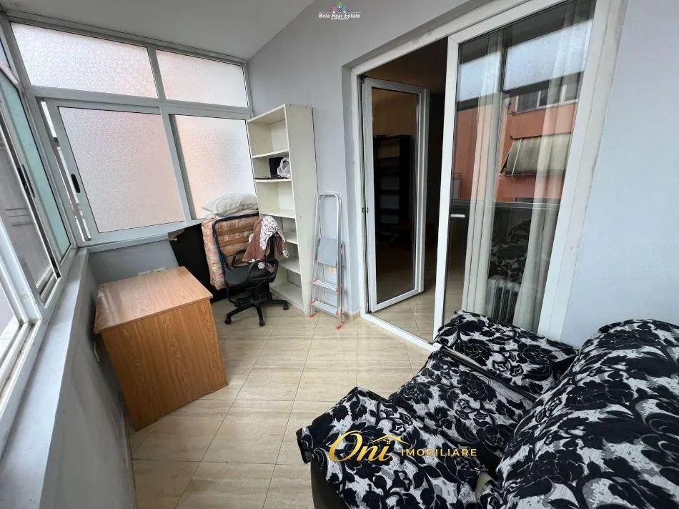 Tirane, jepet me qera apartament 2+1 Kati 5, 90 m² 520 € (JORDAN MISJA)