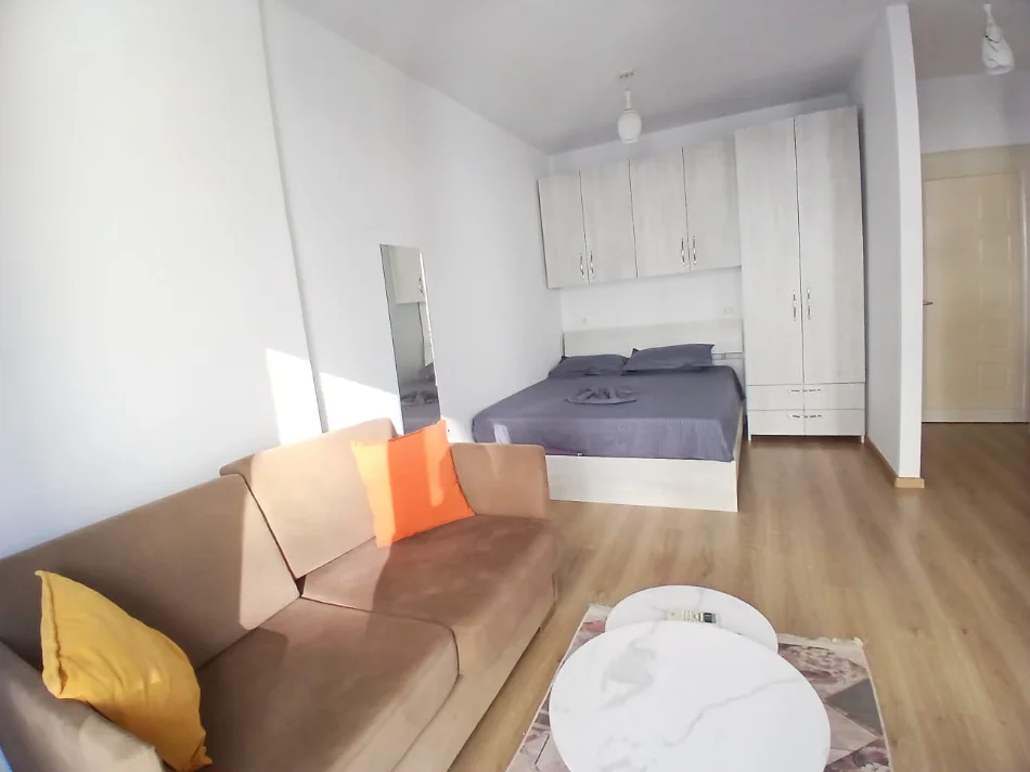 Tirane, jepet me qera garsoniere Kati 7, 40 m² 370 € (SPITALI AMERIKAN 2)