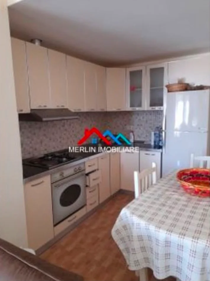 Tirane, shitet apartament 2+1+Ballkon Kati 6, 150 m² 185.000 € (RRUGA MUHAMED DELIU,FRESK)