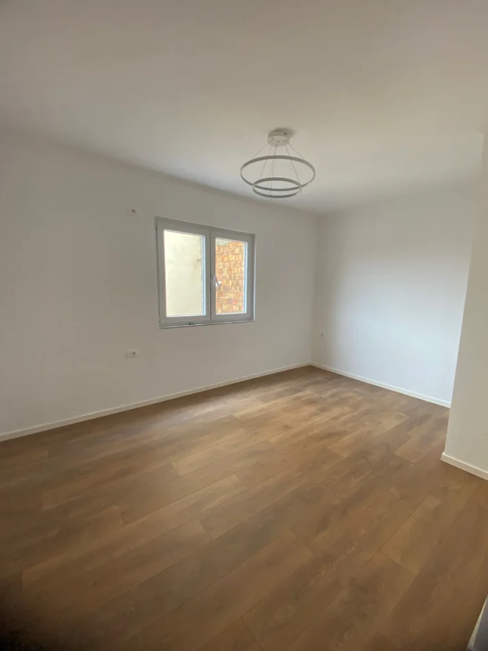 Tirane, shitet apartament 1+1 , 40 m² 122.000 € (rruga dervish hekali)