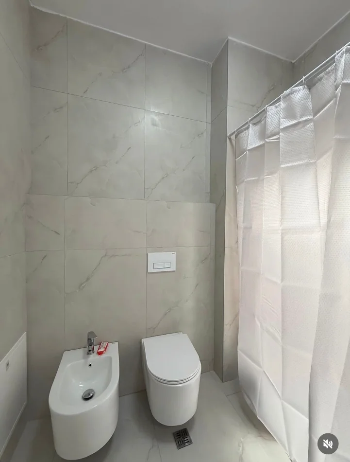 Tirane, jepet me qera apartament 1+1+Ballkon Kati 7, 58 m² 420 € (KOMPLEKSI KADIU)