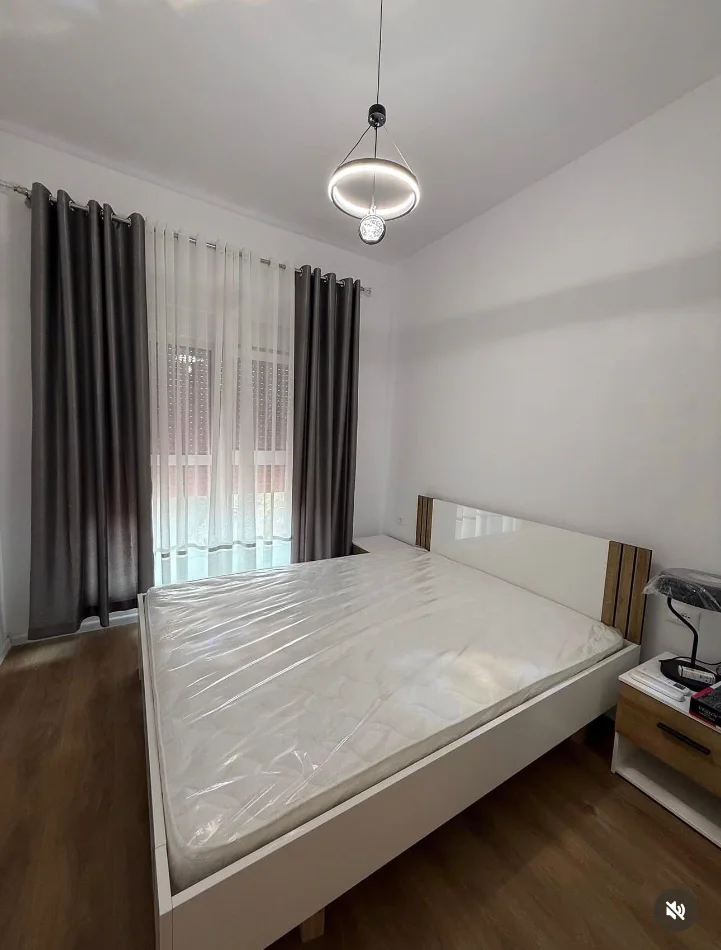 Tirane, jepet me qera apartament 1+1+Ballkon Kati 7, 58 m² 420 € (KOMPLEKSI KADIU)