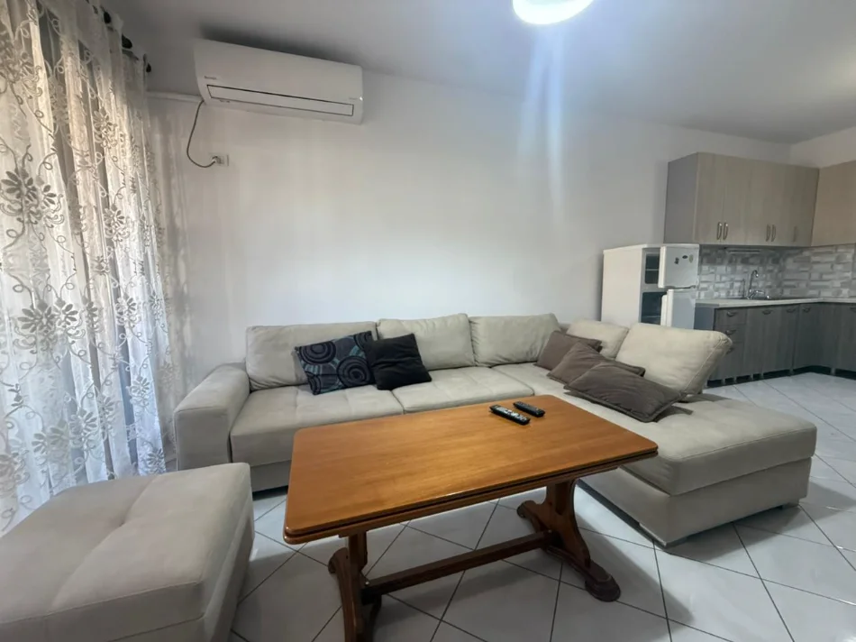 Tirane, jepet me qera apartament 1+1 Kati 6, 64 m² 45.000 € 