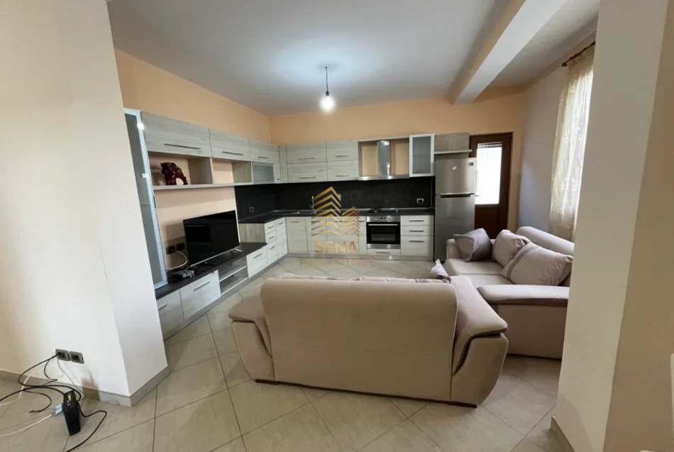 Tirane, jepet me qera apartament 2+1+Ballkon Kati 3, 100 m² 500 € (Kodra e Priftit)