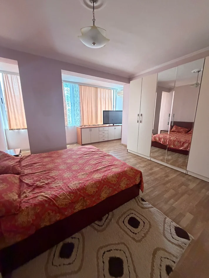 Tirane, shitet apartament 3+1+Aneks+Ballkon Kati 4, 160 m² 215.000 € (yzberisht)