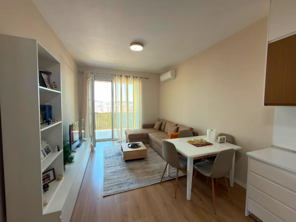 Tirane, shitet apartament 1+1+Ballkon Kati 9, 66 m² 120.000 € (Grand Gallery)