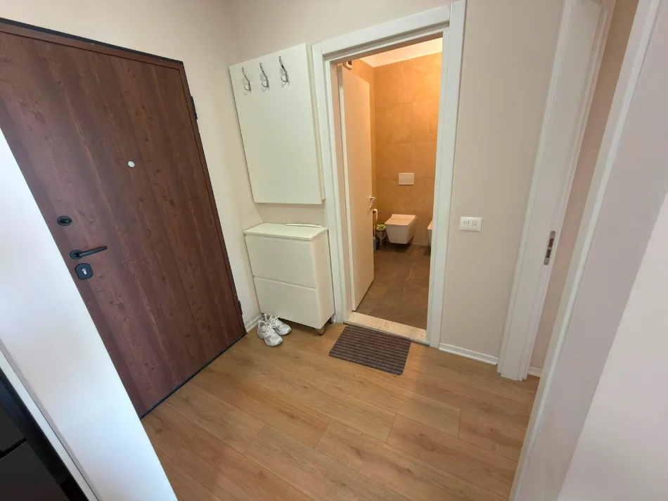 Tirane, shitet apartament 1+1+Ballkon Kati 9, 66 m² 120.000 € (Grand Gallery)