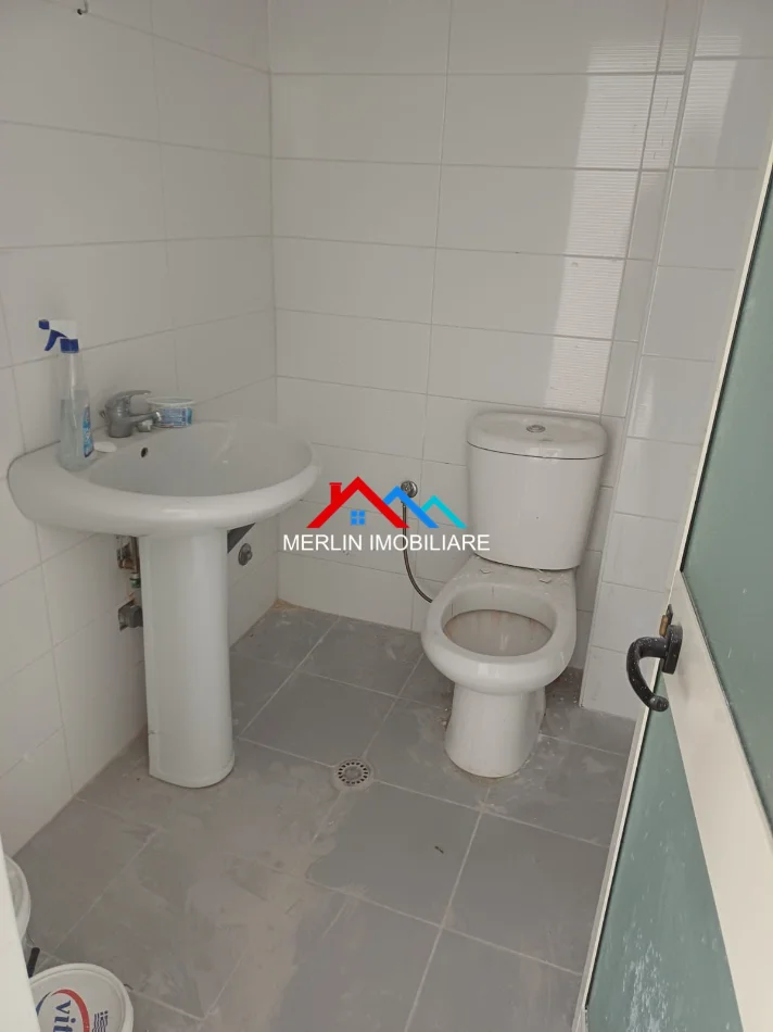 Tirane, shitet apartament 2+1+Ballkon Kati 0, 68 m² 75.000 € (RRUGA MUHAMED DELIU,FRESK)
