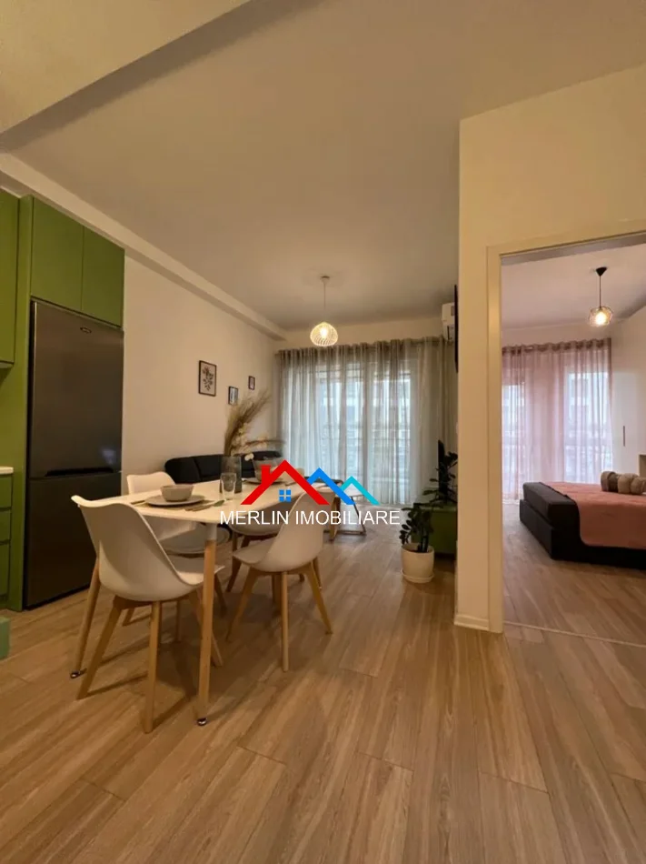 Tirane, jepet me qera apartament 1+1+Ballkon Kati 3, 60 m² 650 € (RRUGA FROSINA PLAKU,21 DHJETORI)
