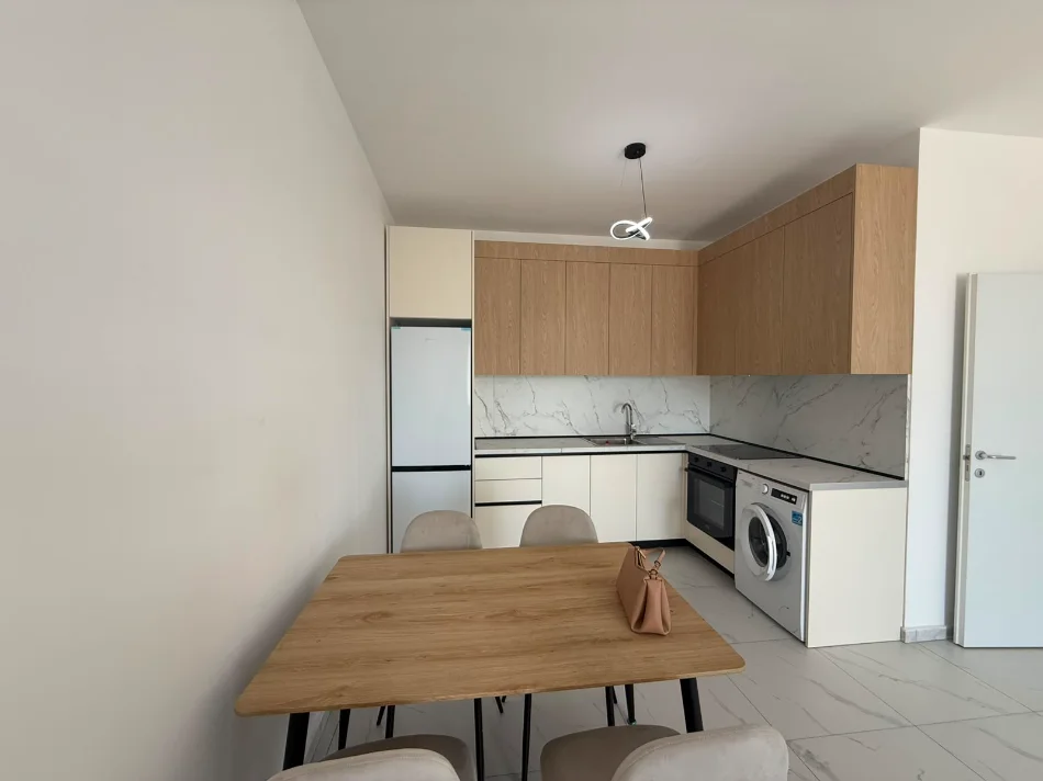 Tirane, jepet me qera apartament 1+1+Ballkon Kati 5, 80 m² 550 € (EAGLE RZIDENCE , SHESHI SHQIPONJA)