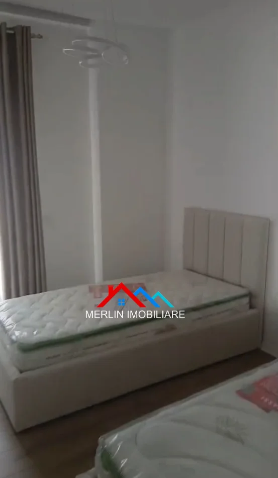 Tirane, jepet me qera apartament 2+1+Ballkon Kati 1, 90 m² 632 € (SAUK,RRUGA SELIM BRAHJA)