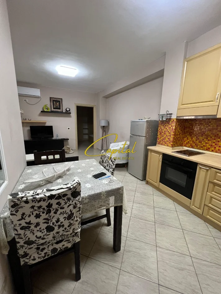 Tirane, jepet me qera apartament 2+1 Kati 3, 70 m² 750 € (SHESHI WILLSON)