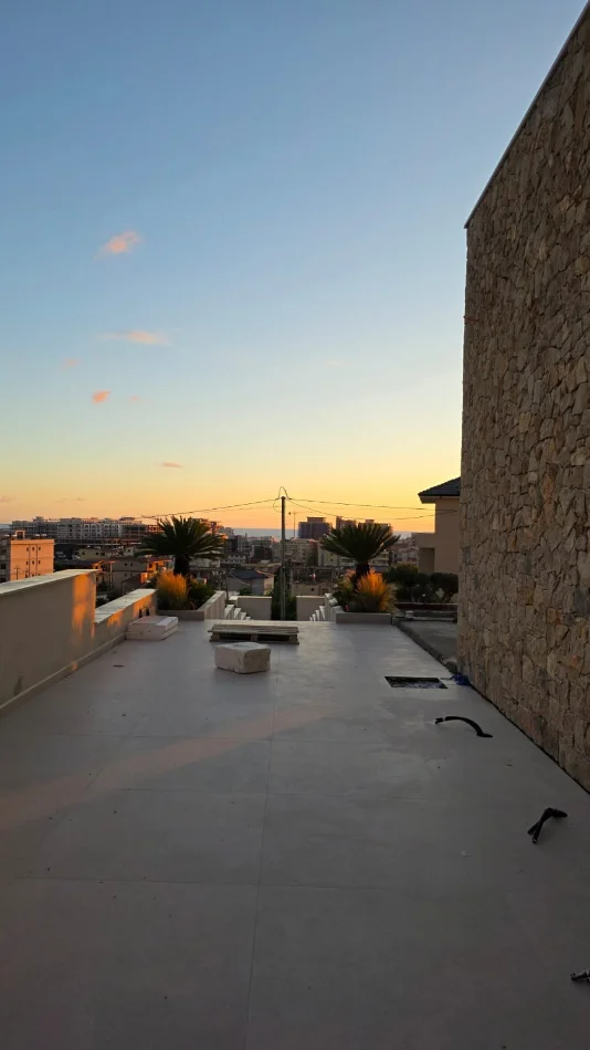 Golem, shitet Vile ne plazh 5+1+Aneks+Ballkon Kati 3, 843 m² (Golem,Kavaje)