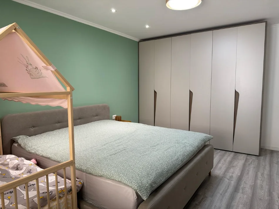Durres, shitet apartament 2+1 Kati 7, 105 m² 145.000 € (Durres)