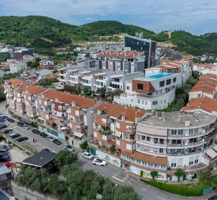 Tirane, shitet apartament 1+1 Kati 2, 68 m² 127.000 € (Kodra e Diellit)