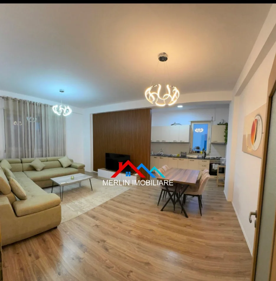 Tirane, jepet me qera apartament 1+1+Ballkon Kati 5, 88 m² 630 € (RRUGA HAMDI SINA,LIQENI I THATE)