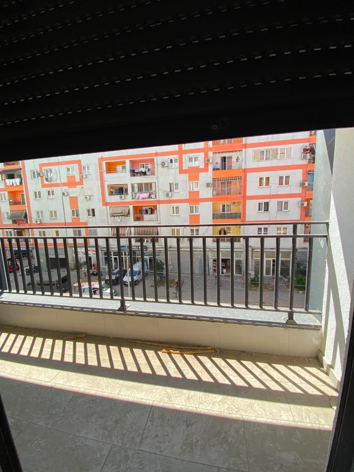 Tirane, jepet me qera apartament 1+1+ Post Parkimi,  Kati 2, 60 m² 580 € (Jordan Misja)
