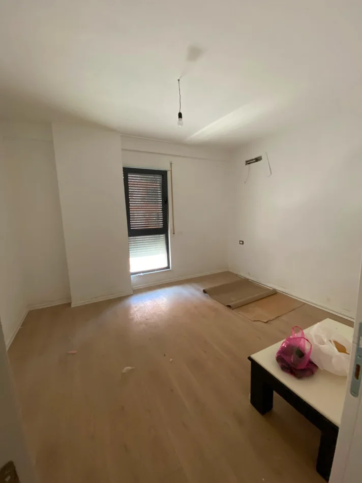 Tirane, jepet me qera apartament 1+1+ Post Parkimi,  Kati 2, 60 m² 580 € (Jordan Misja)