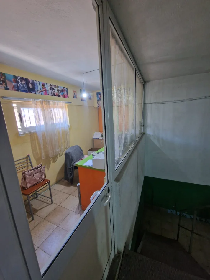 Shqiperi, jepet me qera magazine Kati 0, 620 m² 2.000 € (sauk i ri)