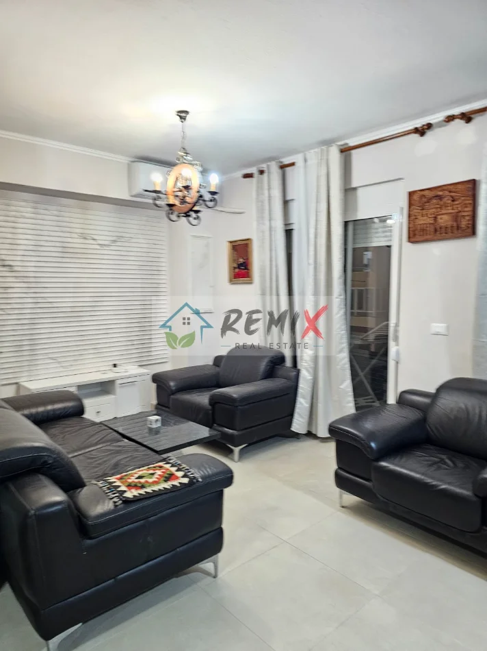Durres, jepet me qera apartament 2+1+Aneks+Ballkon Kati 3, 100 m² 1.000 € 
